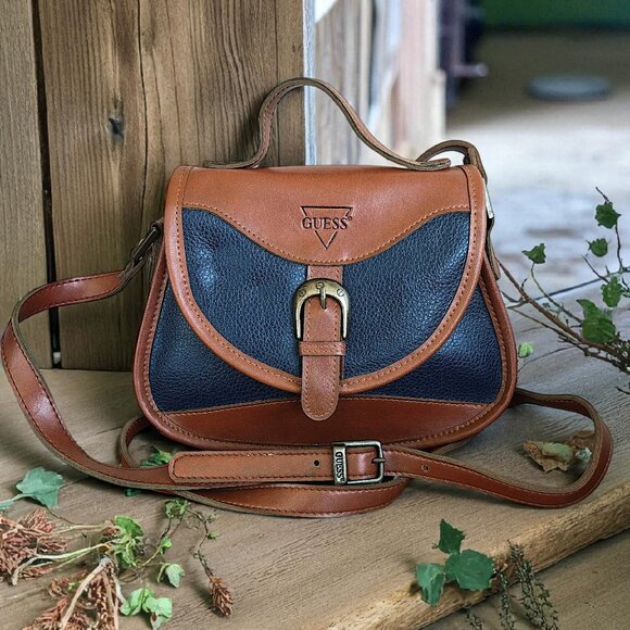 Vintage GUESS Leather Shoulder Bag - Picture 1 of 12